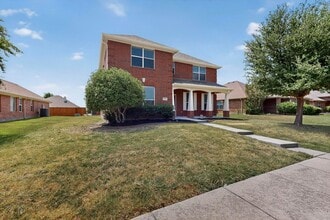 Building Photo - 116 Cliffbrook Dr