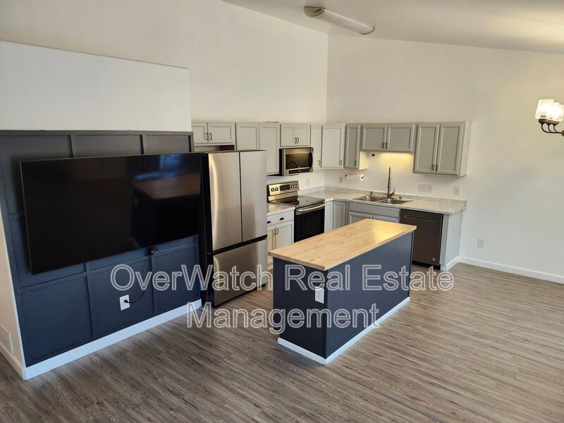 Photo - 13839 HUNTERWOOD LN