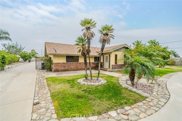 Building Photo - 8355 Banana Ave