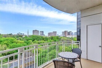 Building Photo - 3225 Turtle Creek Blvd