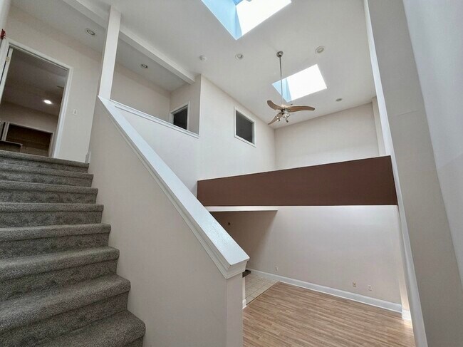 Foto del edificio - Adams Ave.