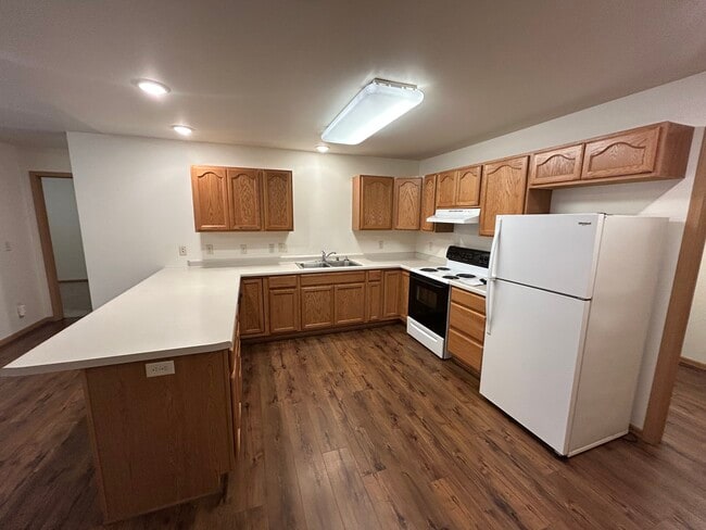 Building Photo - 4724 Southridge Ct