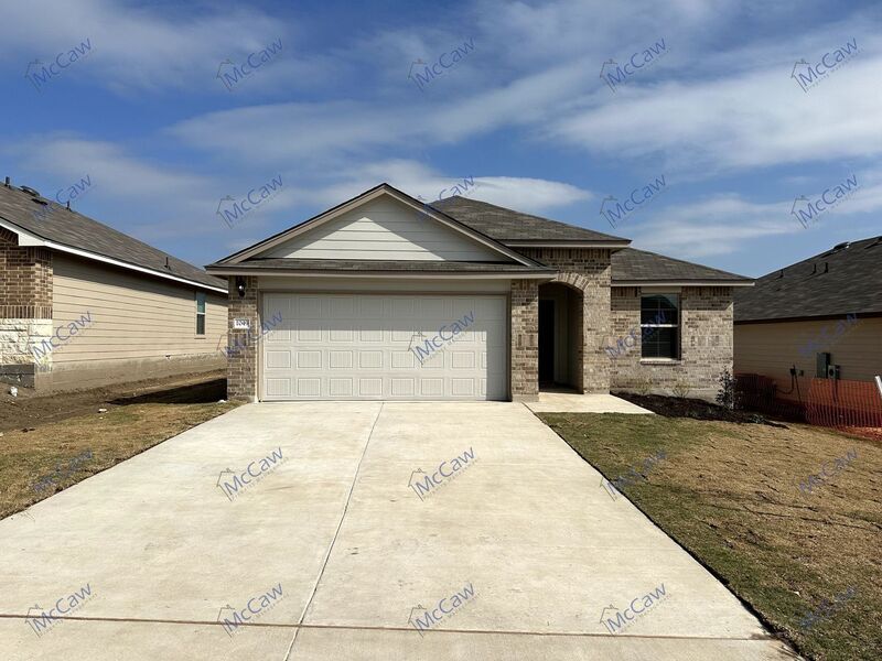 1049 Velvet Ct, Troy, TX 76579 House Rental in Troy, TX
