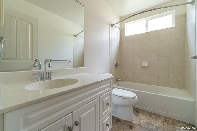 Foto del edificio - 3 Bed|3 Bath|2 Parking in Nohokai At Sea Country | $3,300