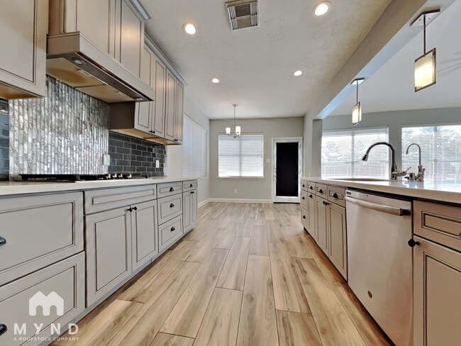 Foto del edificio - 5903 Sawyer Bend Ln