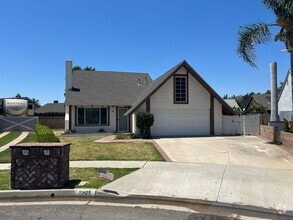 Building Photo - 1205 Piedmont Dr