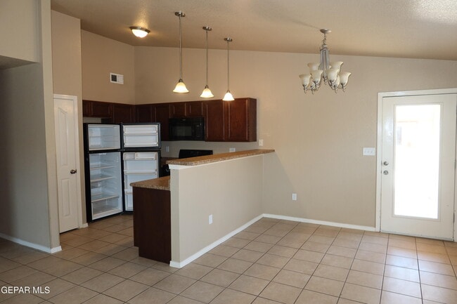 Foto del edificio - 14217 Otter Point Ct