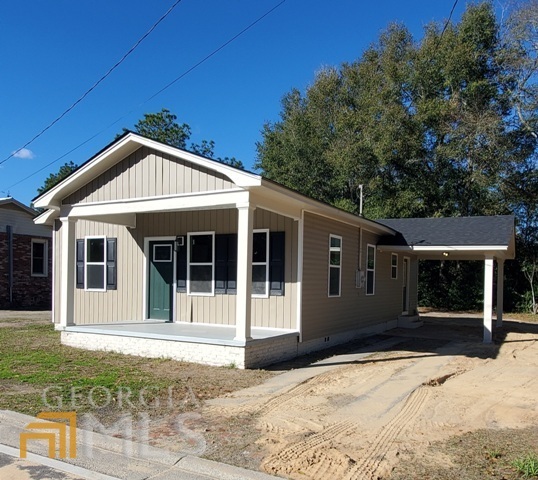 Primary Photo - 105 Bowen Ln