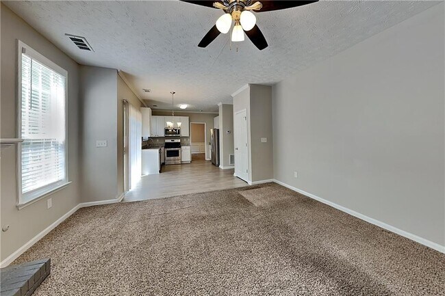 Building Photo - 1620 Berryhill Rd