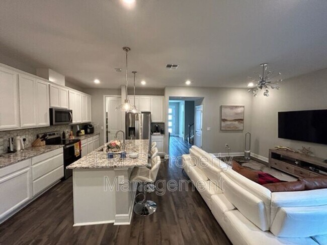 Foto del edificio - 7341 Alpine Butterfly Ln