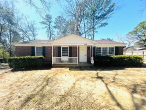 Building Photo - 1104 Fairfax Ct