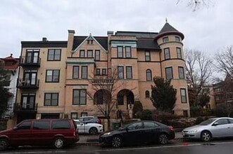Building Photo - 1300 Euclid St NW