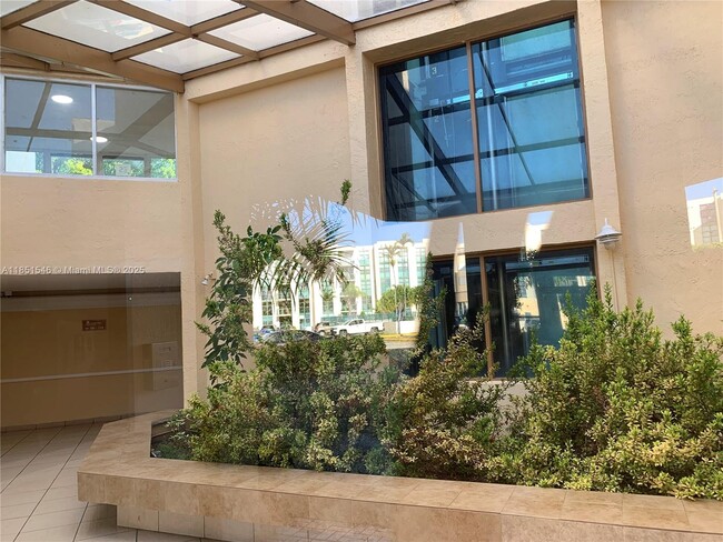 Foto del edificio - 2055 SW 122nd Ave