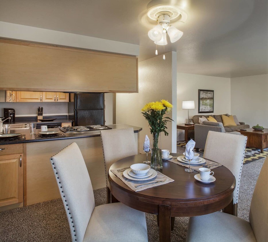 Tualatin Heights Apartments Tualatin, OR