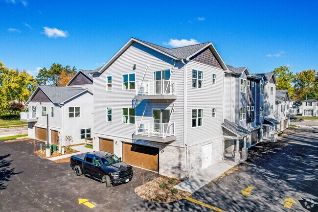 Foto del edificio - 105 Sturgeon Eddy Rd