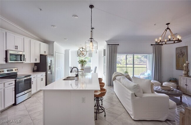 Foto del edificio - 6070 National Blvd