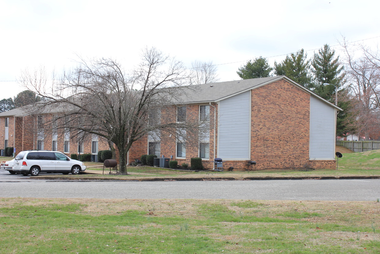 Foto del edificio - Willow Creek Apartments