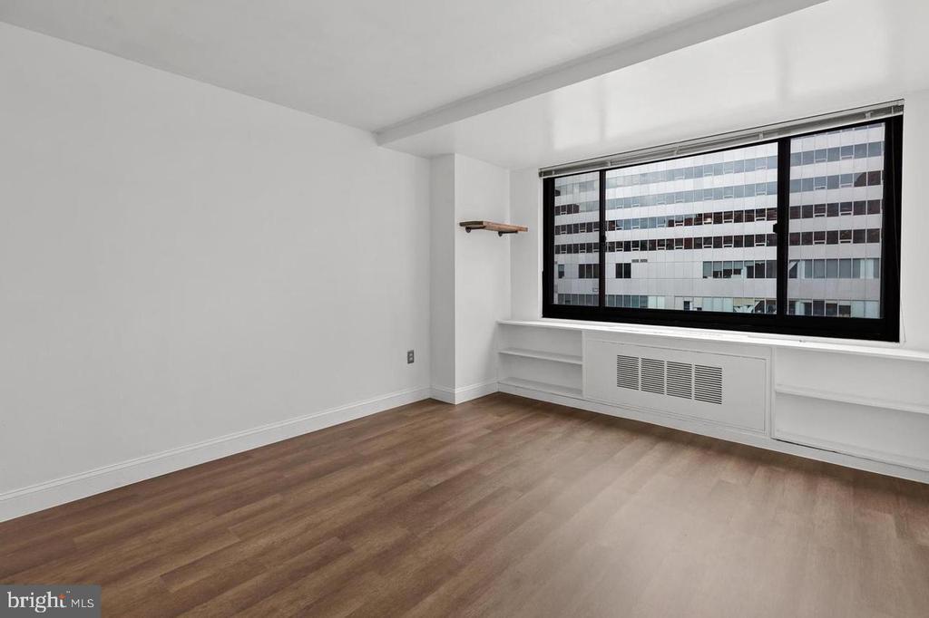 Foto principal - 1021 Arlington Blvd