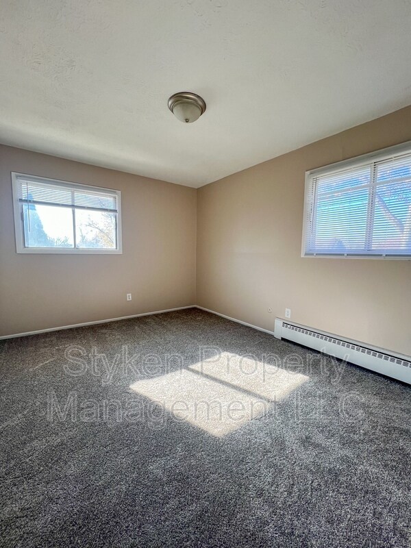 1525 E Risser St, Kankakee, IL 60901 Condo for Rent in Kankakee, IL