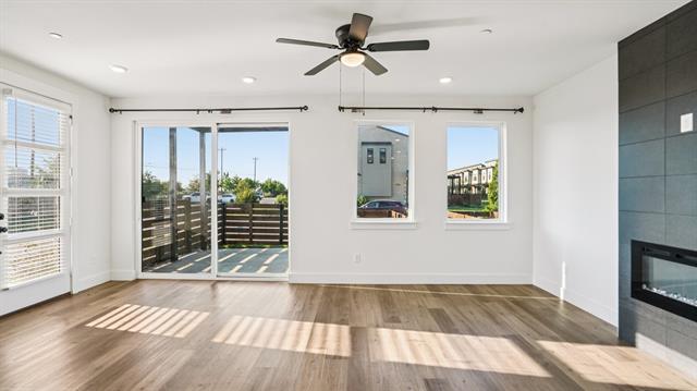 Building Photo - 3661 Rosemont Dr