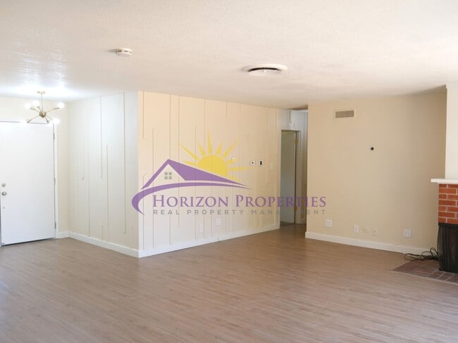 Building Photo - Bright 3 Bed 2.5 Bath 1,378 sqft Arden Home