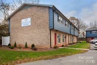 Building Photo - 200 E Glendale Ave
