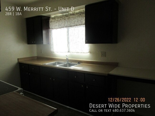 Foto del edificio - 459 W Merritt St