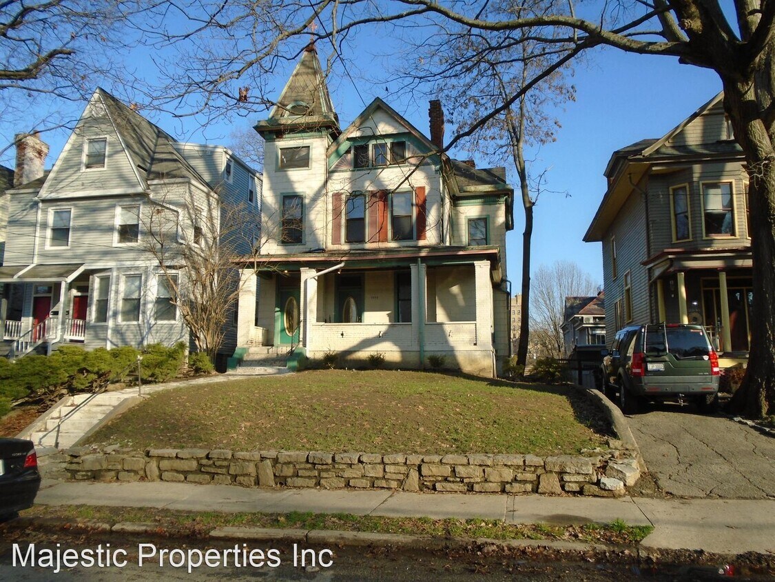 Primary Photo - 2538 Ingleside Ave