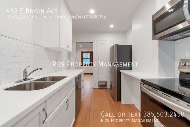 Foto del edificio - 462 E Bryan Ave