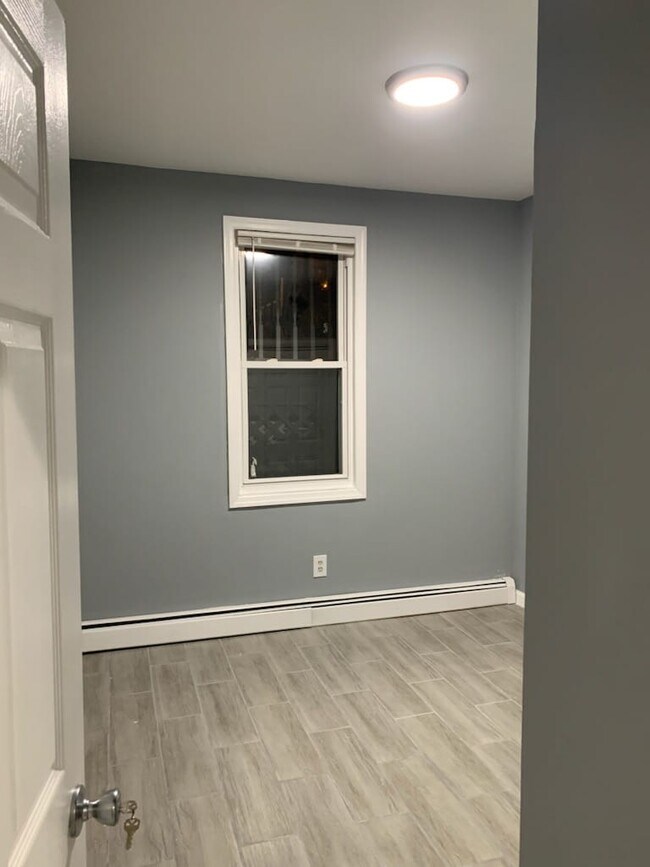 Foto del edificio - 385 Highland Ave