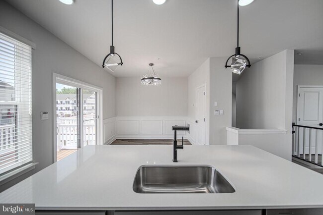 Foto del edificio - 442 Whirl Ln