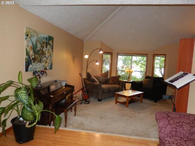 Foto del edificio - 2228 NW 159th Pl