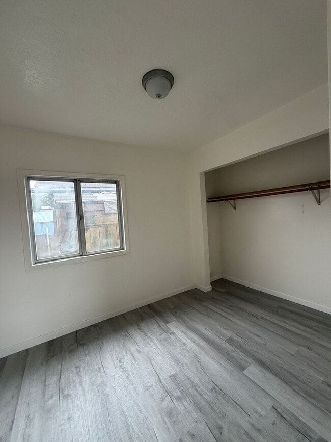 Building Photo - 228 N Wasson St