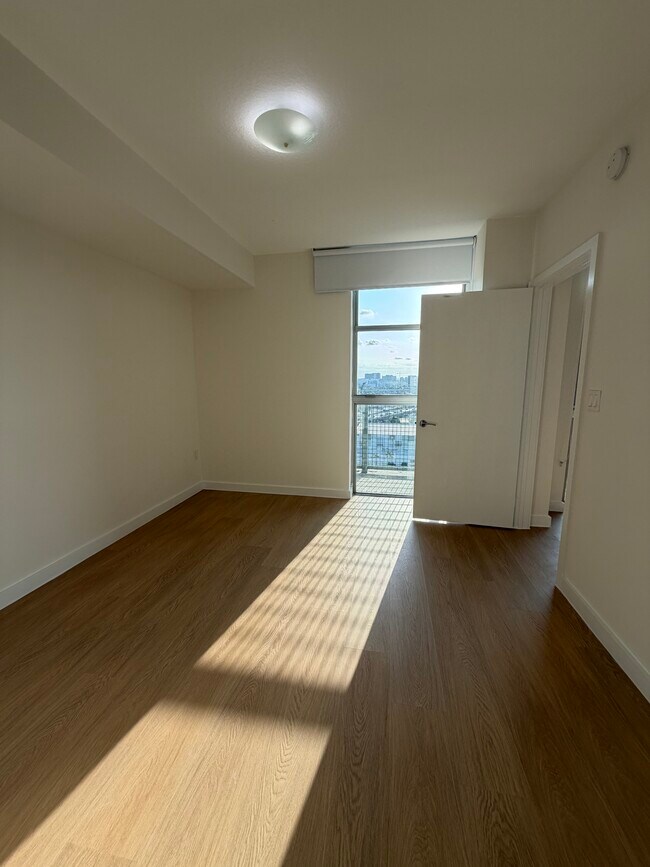 Foto del edificio - 1480 Biscayne Blvd