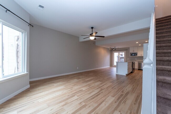 Building Photo - Spacious 2-Bed, 3-Bath Condo Retreat in Arvada - 1,220 Sq. Ft. of Comfort!