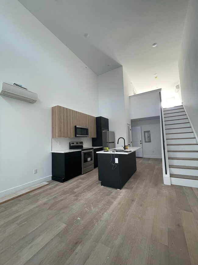 Building Photo - 4214 Powelton Ave
