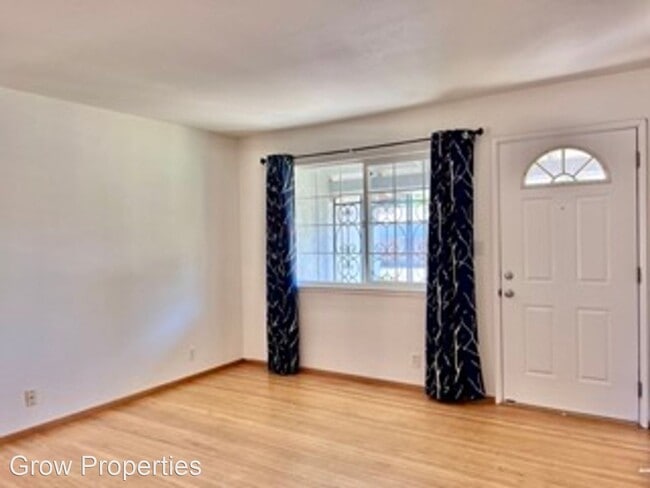 Building Photo - 3 br, 2 bath House - 2520 La Loma Drive