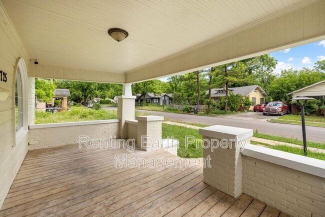 Building Photo - 4725 Court R