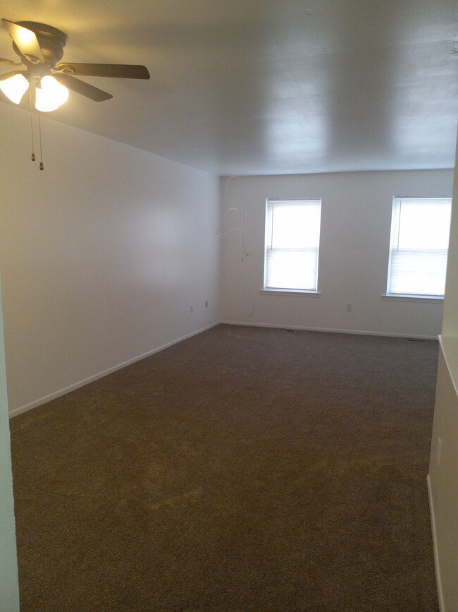 Living room - 12060 Abby Rd