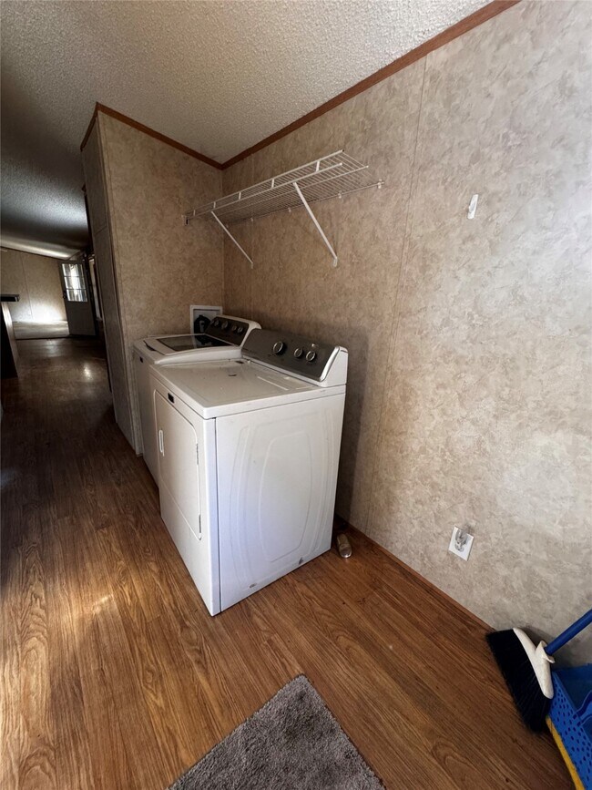 Foto del edificio - 78 County Rd 3310A