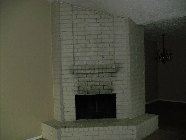 Building Photo - 5404 Ridgemont Pl