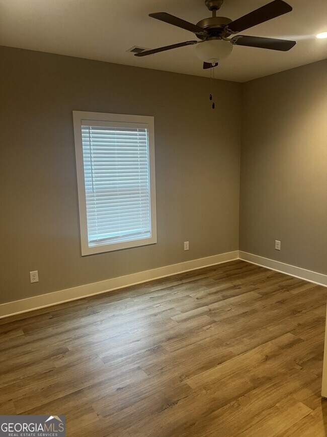 24 Roosevelt Ave, Hartwell, GA 30643 Townhome Rentals in Hartwell GA