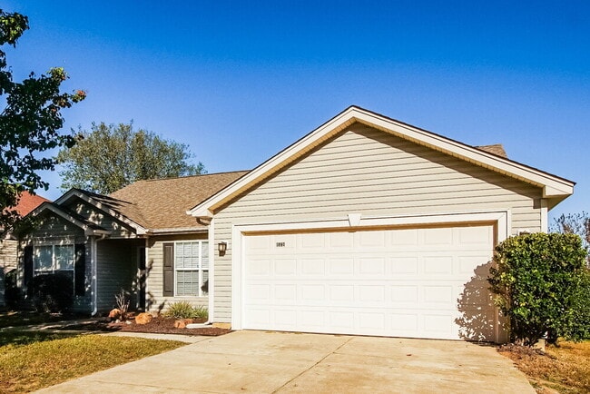 Building Photo - 1528 Moss Creek Dr