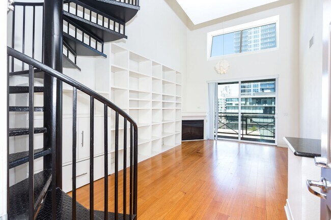Foto del edificio - 525-511 N 11th Ave