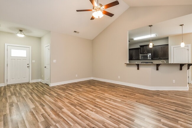 Building Photo - 75 Wood Green Dr