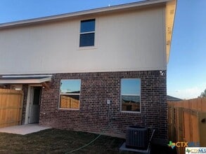 Building Photo - 4701 Cambridge Dr