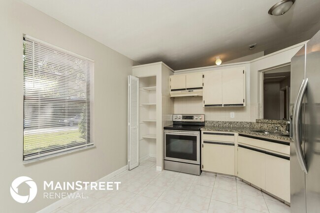 Foto del edificio - 647 Pampas St NW