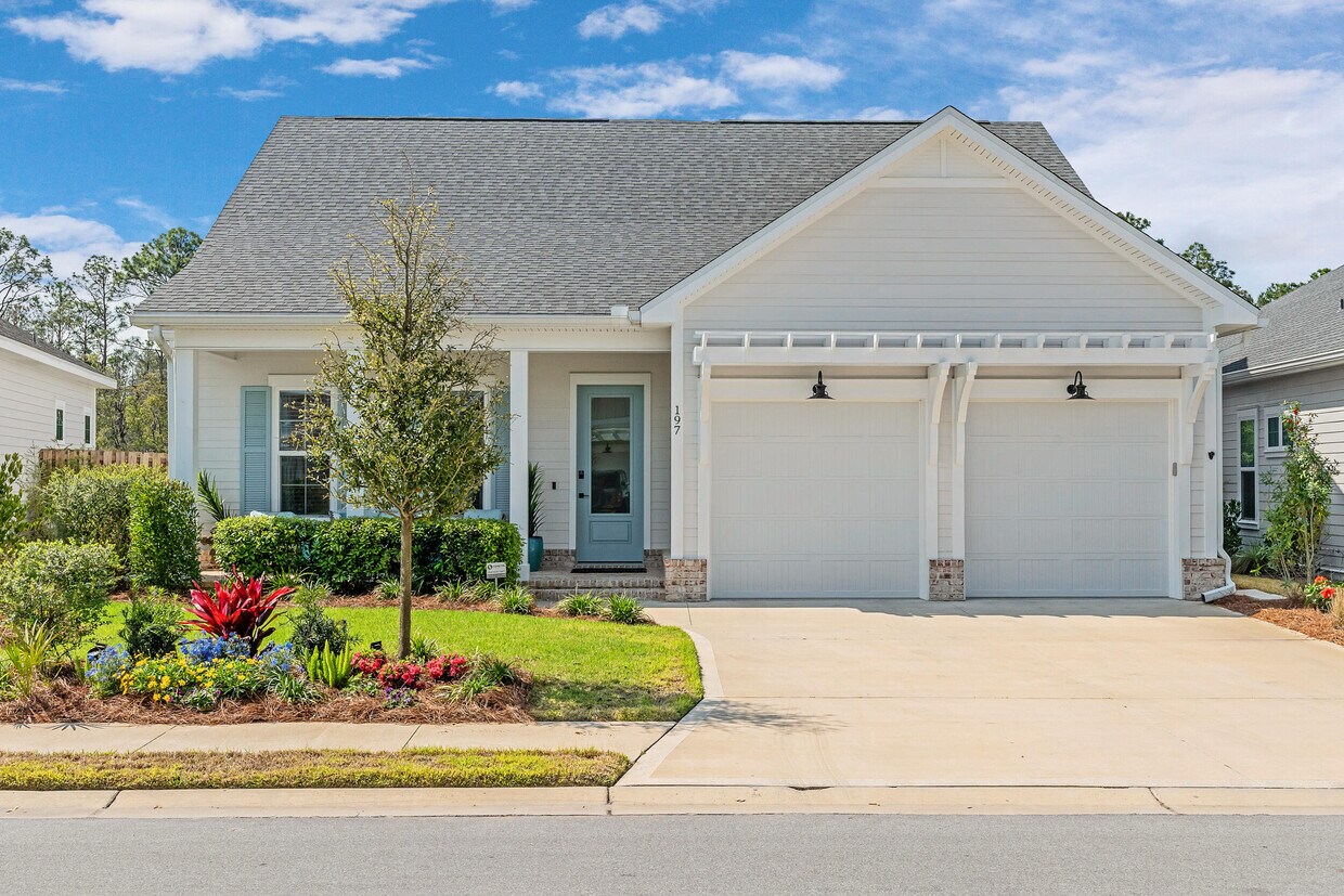 Foto principal - 197 Suwanee Dr