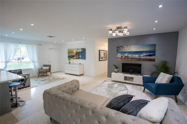 Foto del edificio - 555 NW 87th St