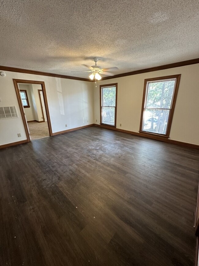 Building Photo - 3531-302 Ivy Commons